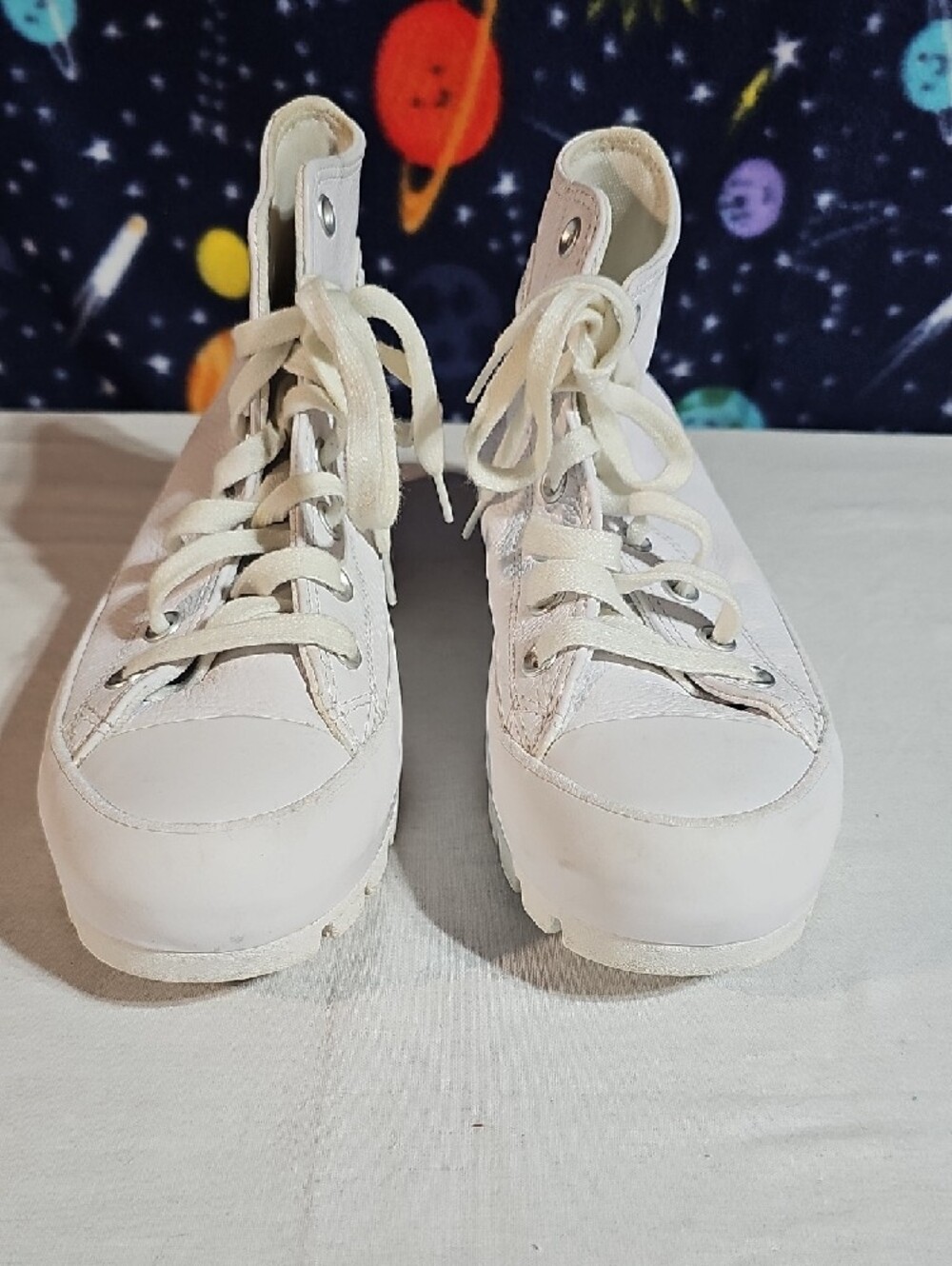 Converse White Size 7 High-Top Leather Lug Sole Sneakers - Picture 13 of 13